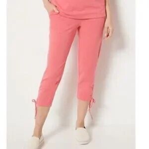 Women's Pink Cropped Pants